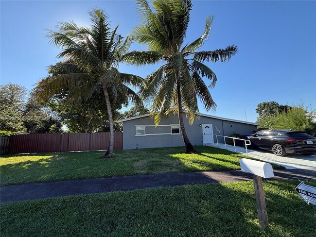 Photo - 3621 SW 35th St