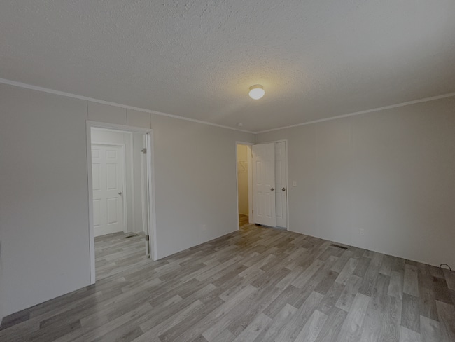 Photo - 237 Laurel Leah