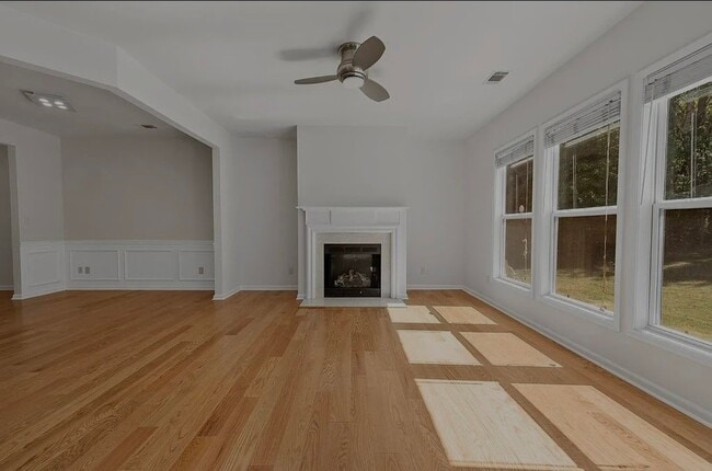 Photo - 2734 Winslow Ridge Dr NE