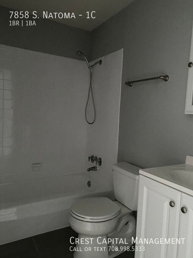 Photo - 7858 S Natoma Ave