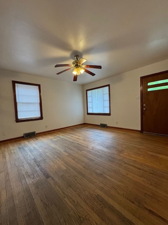 908 N Audubon Ave