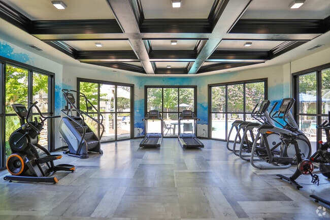 Fitness Center - Enclave at Rivergate