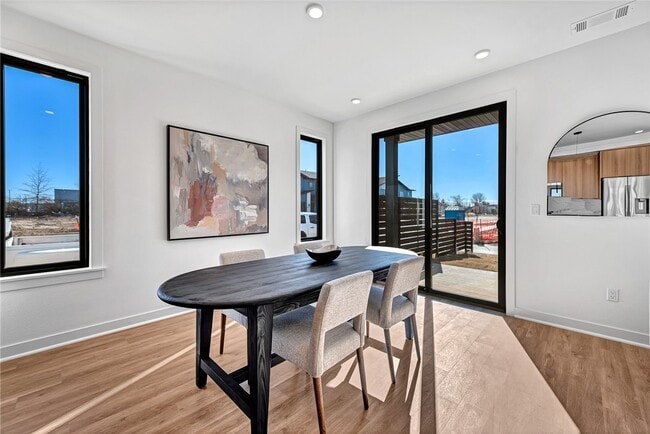 Photo - 1110 Emilia Ave