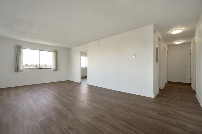 Photo - Market Green Apartments