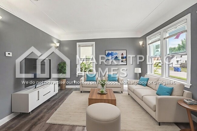 Photo - 7211 Packard Ave