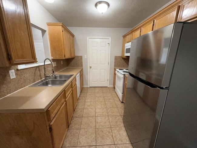 Photo - 3604 Dustin Ct Unit 3604 Dustin Ct  B