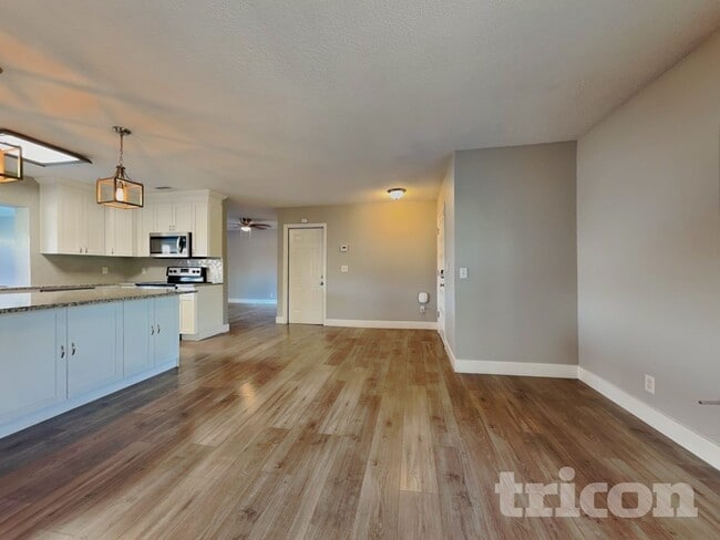 Photo - 3856 Lake Joyce Dr