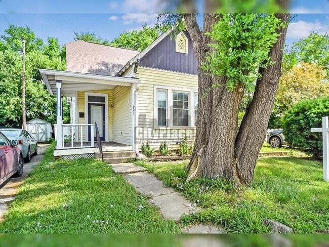 Building Photo - 602 Prospect St