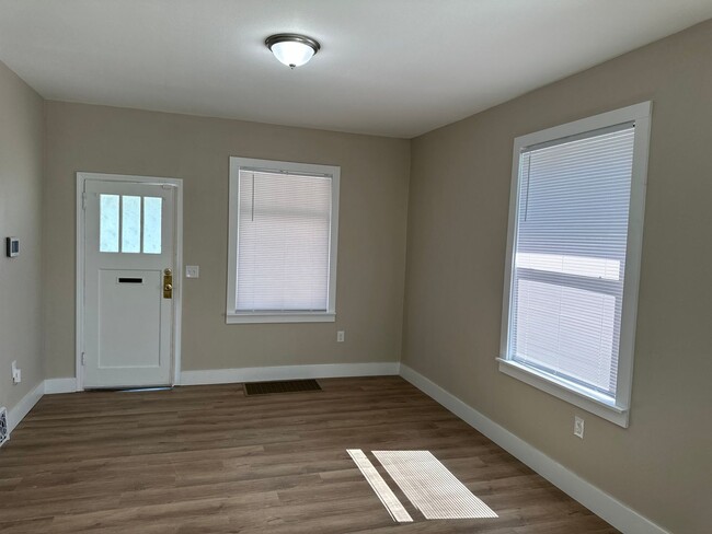 Photo - Remodeled Downtown Home!