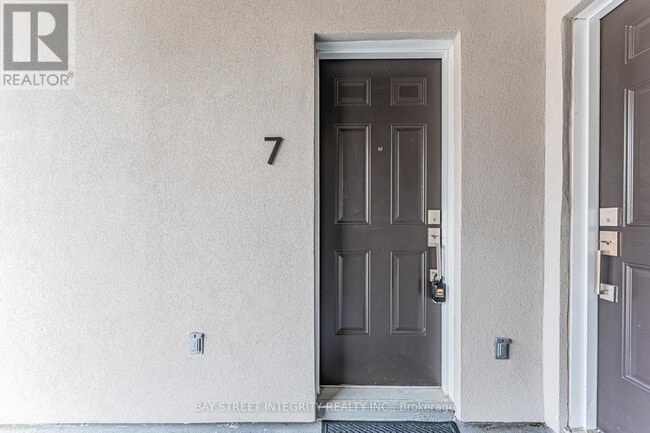 Photo - 4045 Hickory Dr