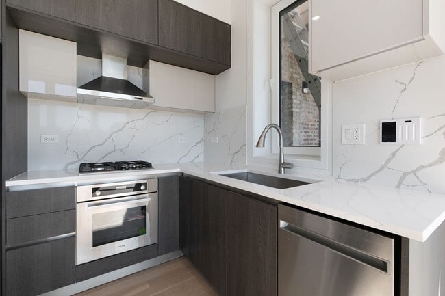 Photo - 7729 N Eastlake Ter