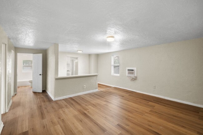 Photo - 1116 Upton Ct S Unit Upper