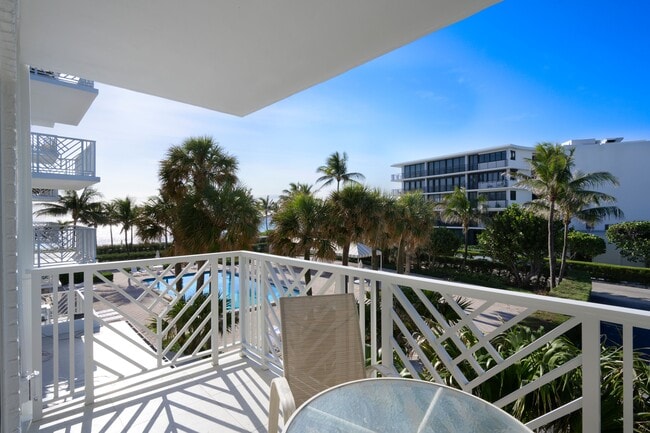 Photo - 170 N Ocean Blvd