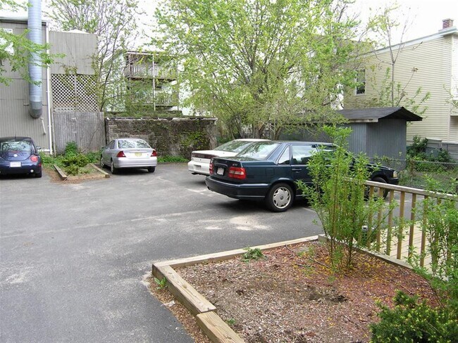 Photo - 397 Washington St Unidad 3