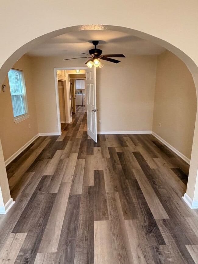 Photo - Newly Renovated 1BD/1BA with Washer/Dryer and shared backyard