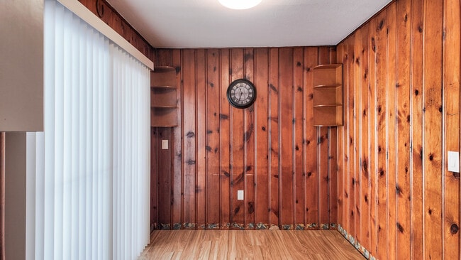 Photo - 3639 Shafer Schoolhouse