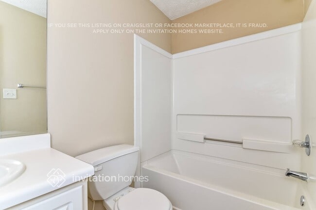 Photo - 4835 Daintree Ct