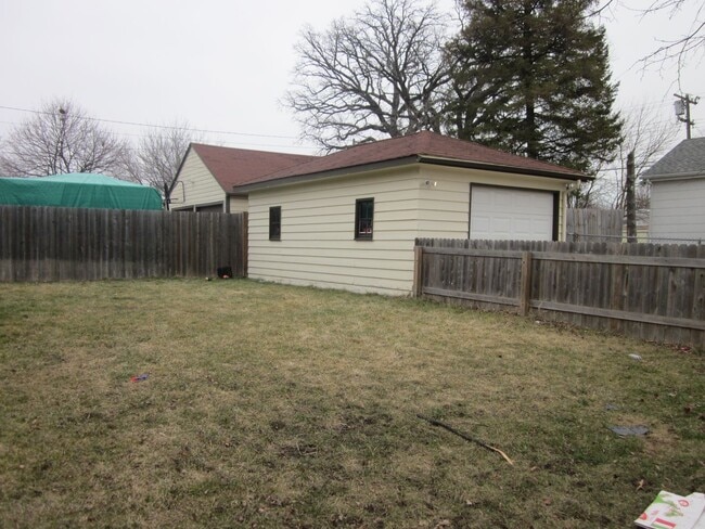 Photo - 3 Bedroom, 2 Bath Single Family Home in Quiet Kenosha Neighborhood