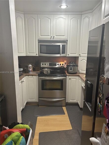 Photo - 11128 Royal Palm Blvd Unit 810