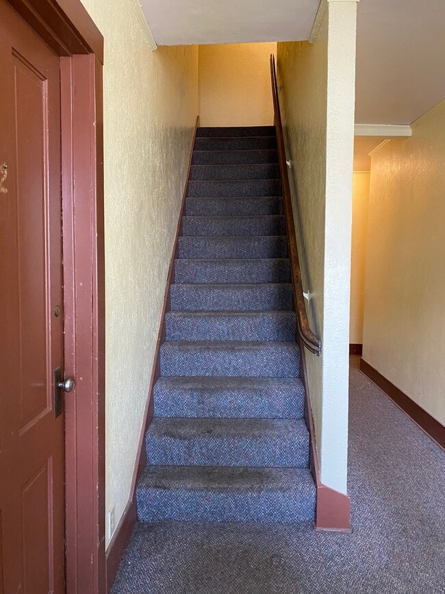 Photo - 717 N 2nd St Unit 4