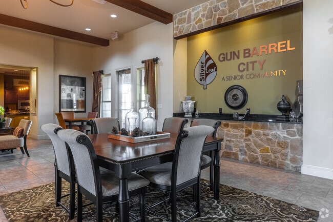 Clubhouse - SilverLeaf Apartments at Gun Barrel City