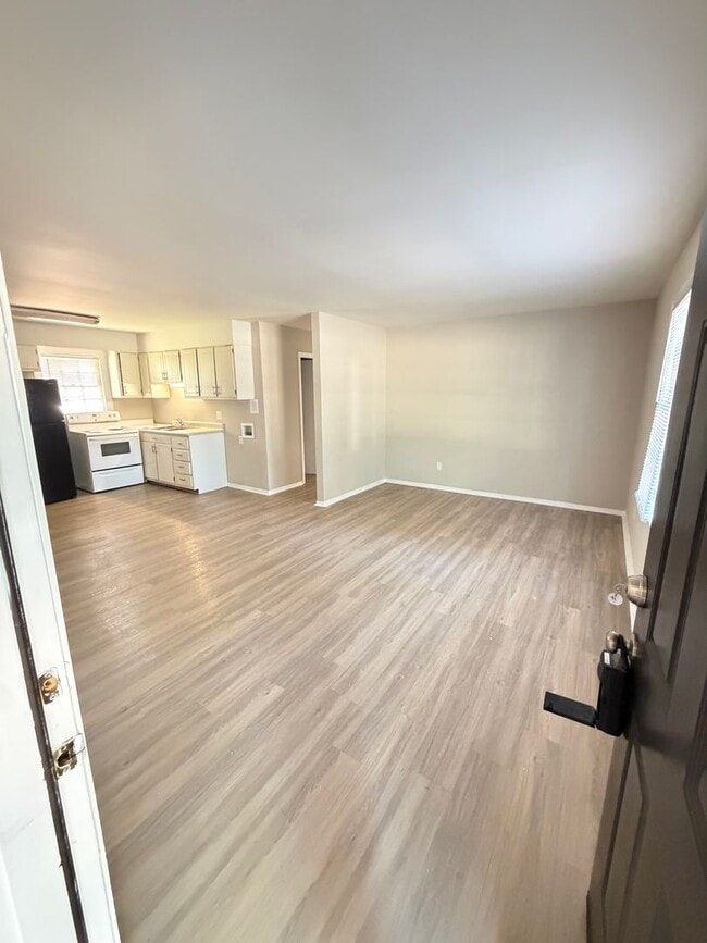 Photo - 2bed/1ba Apt off S Main Kannapolis close to Downtown Kannapolis & Hwy 73