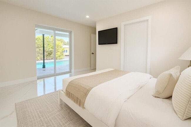 Photo - 3801 NE 16th Ter