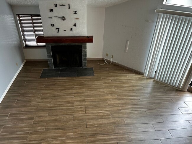 Photo - 1 Appian Way Condo