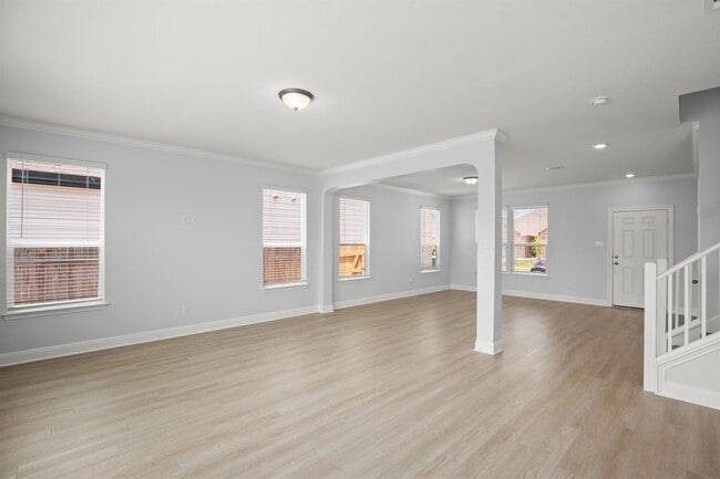 Photo - 13821 Abraham Lincoln St
