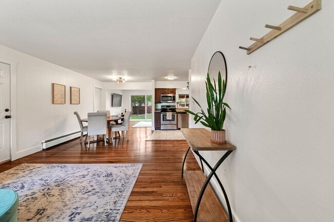 Photo - 820 Valley Rd