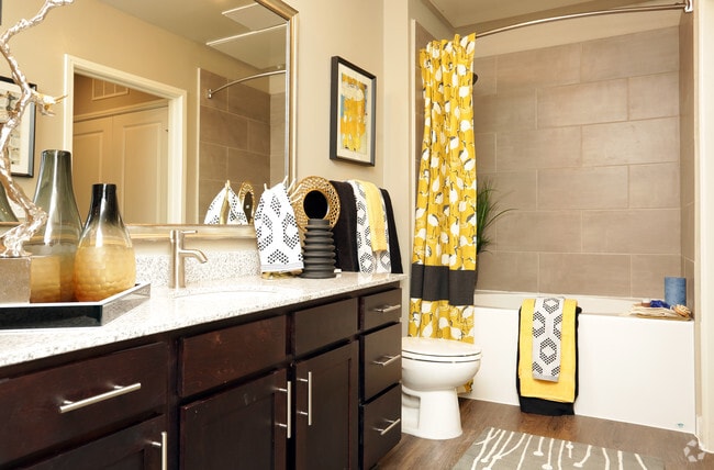 1HAB,1BA-756&nbsp;ft² - Capitol at Stonebriar