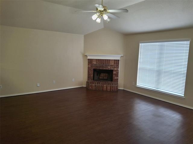 Photo - 2421 Collier Dr