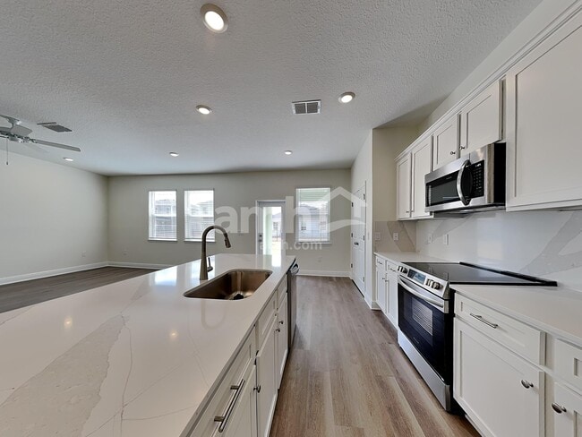 Photo - 4759 Tributary Ln