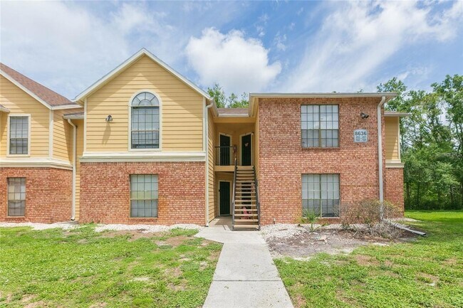 8636 Mallard Reserve Dr Unidad 201