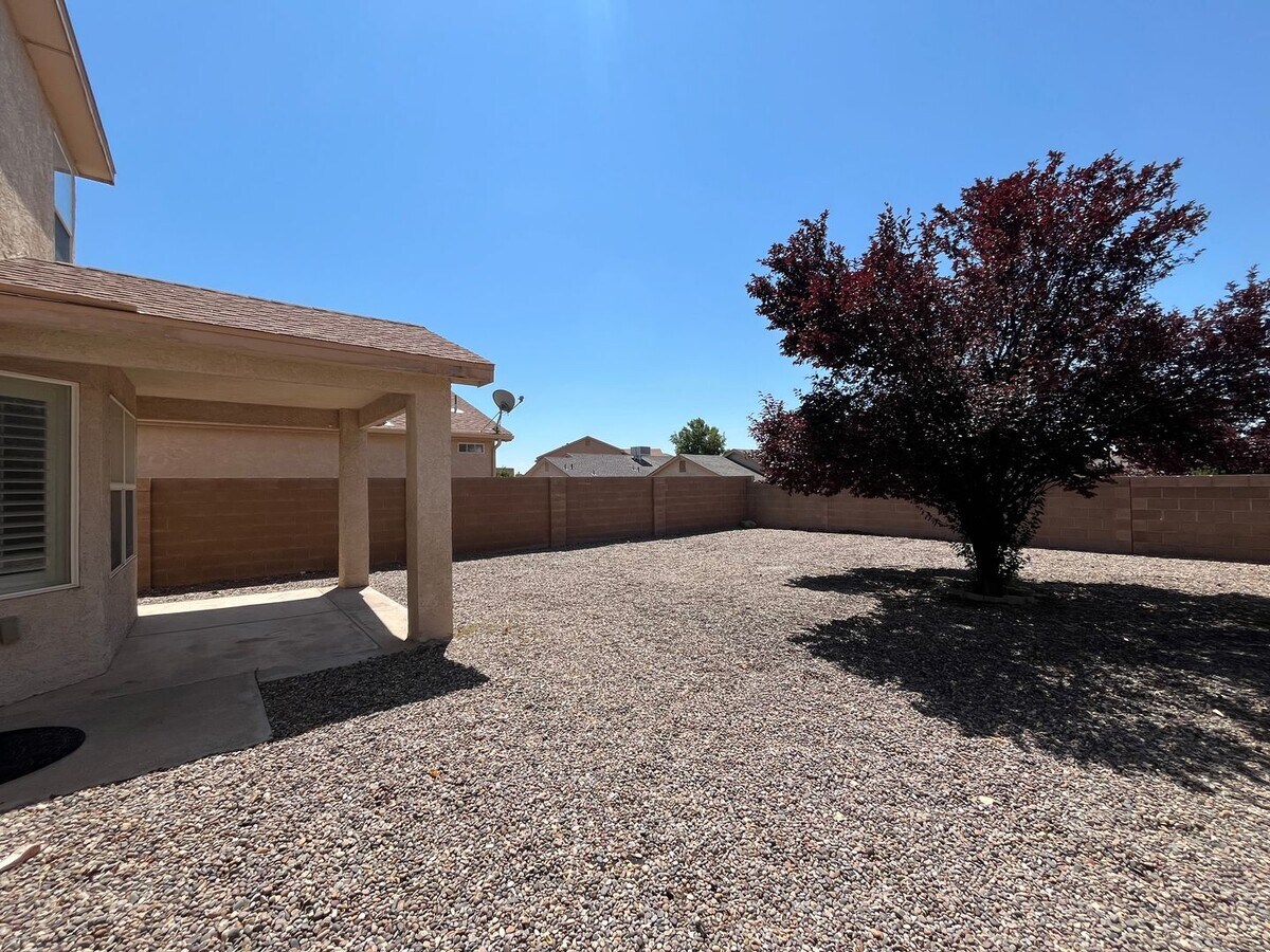 Quaint 3 Bedroom 2.5 Bathroom NW Home In G... - Quaint 3 Bedroom 2.5 Bathroom NW Home In G...