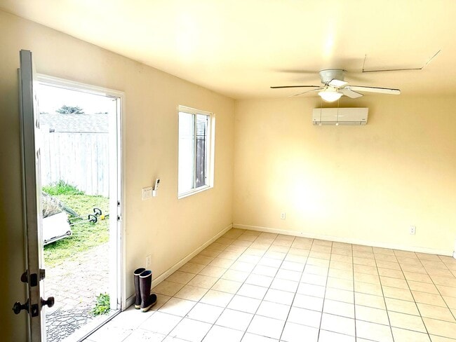 Photo - 2107 Sunset Ave