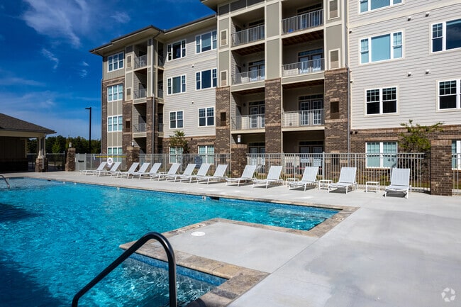 Building Photo - Reserve at Glen Laurel Rental