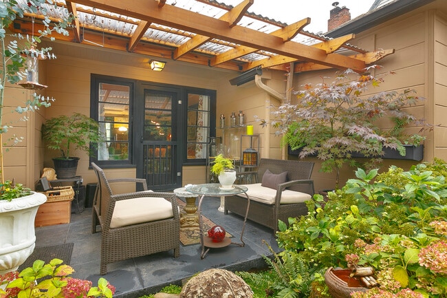 Photo - 1215 N Holman St