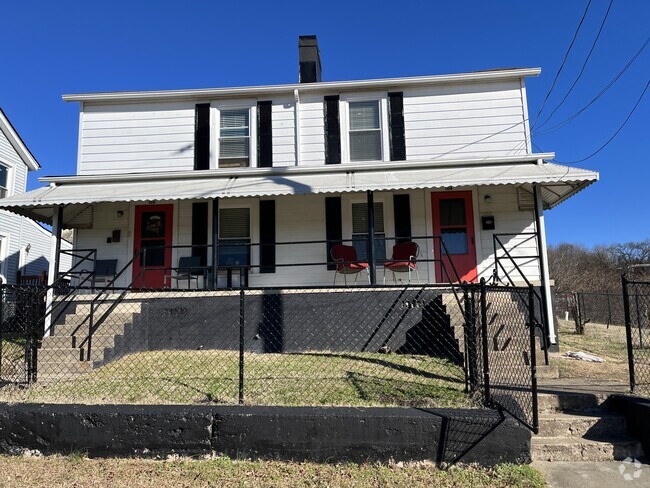 Building Photo - 104 Front St Unit 104 Front St Danville v Rental