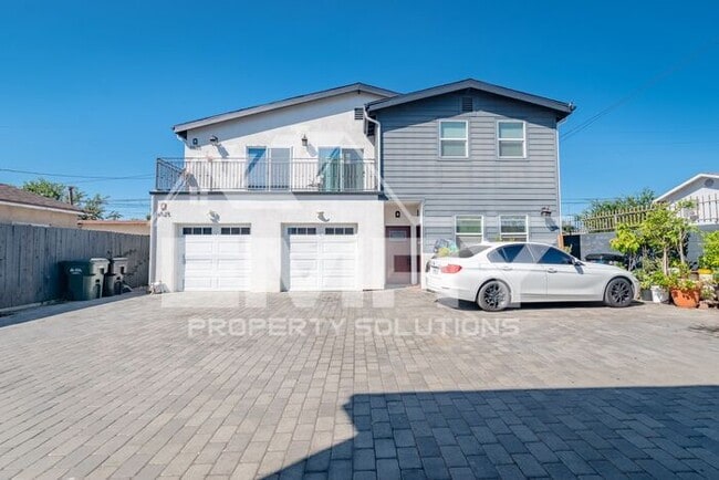 Building Photo - Spacious Modern 4-Bedroom Home for Lease in Bell Gardens