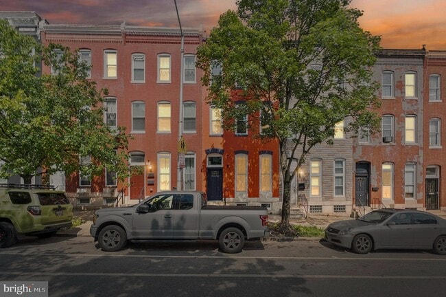 Photo - 1715 N Broadway