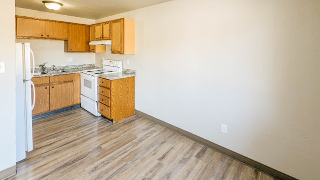 Photo - 1856 Verlin Rd Unit 2