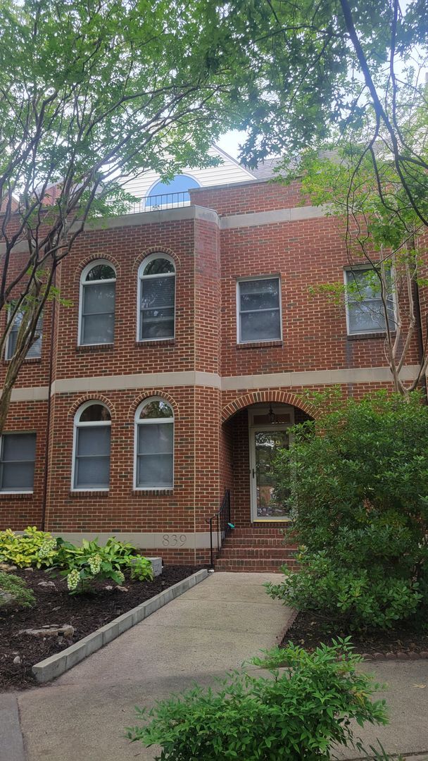 Photo - Ghent Square