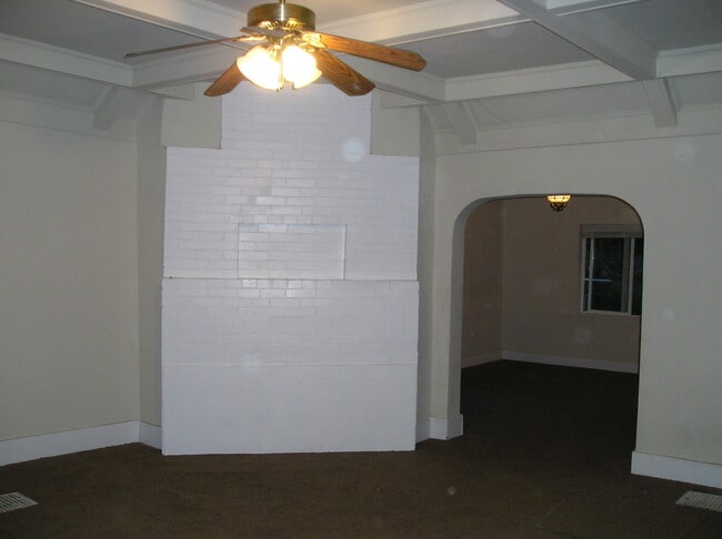 Photo - 409 E 29th Ave