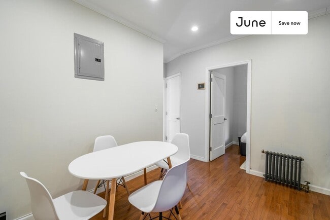 Photo - 133 Avenue D