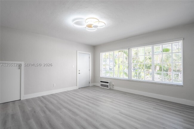2420 Flamingo Dr Unit 2