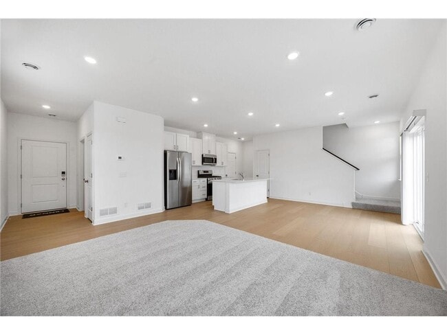 Photo - 11148 203rd St W