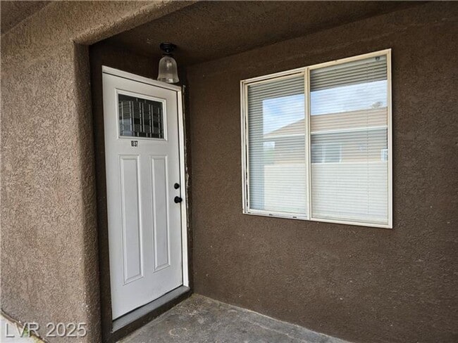 Remodeled Single-Story Duplex - Remodeled Single-Story Duplex Casa