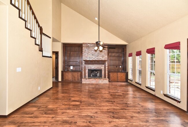 Photo - Look at that amazing Front Porch!! Room to gather inside and out.