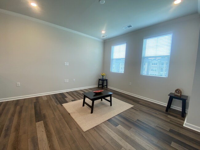 Photo - Room in Townhome on Kasota Ln